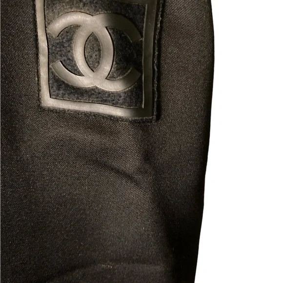 CHANEL Black Jacket 🖤2003🤍 Authenticated